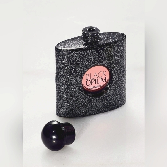 Yves Saint Laurent Other - Yves Saint Laurent Black Opium